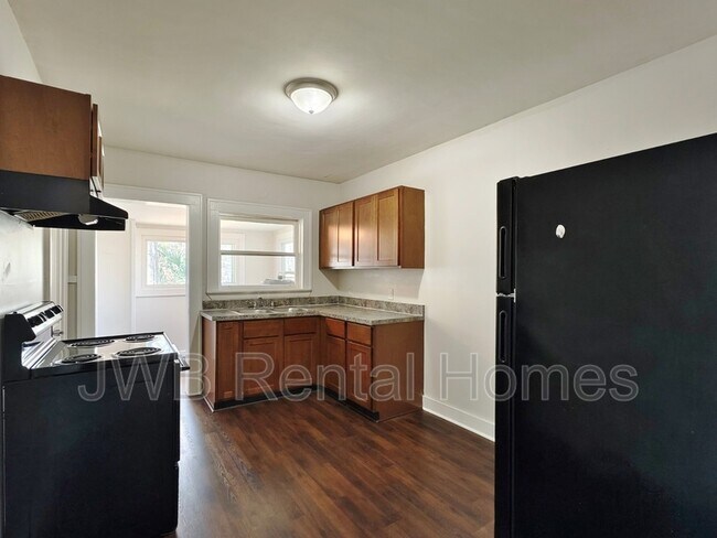 Foto del edificio - 822 Mackinaw St