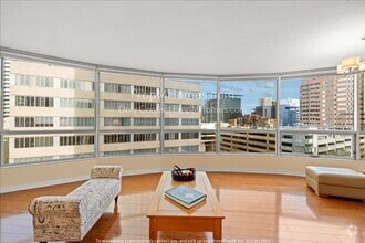 Building Photo - 1500 SW 5th Ave