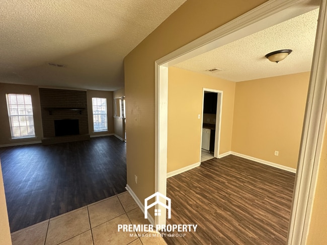 Photo - 3BR Home w/ Brick Fireplace, Garage & Fenced Yard in Memphis