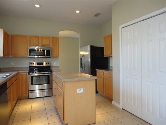 Building Photo - 1148 Yardley Drive