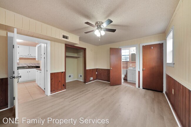 Foto del edificio - 3 br, 2 bath House - 364 Lincoln Avenue