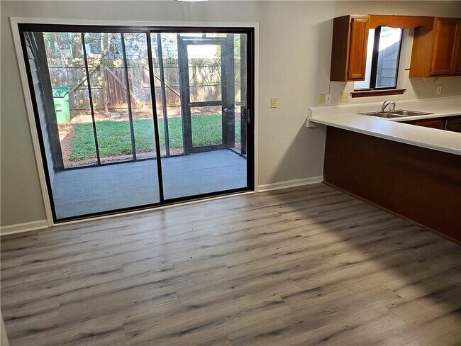 Foto del edificio - 245 Heathersett Dr SW