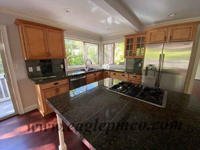 Building Photo - 2981 Vale Ct