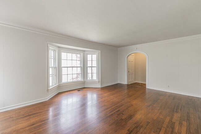 Foto del edificio - Charming Bungalow in Arlington Heights!!!!!