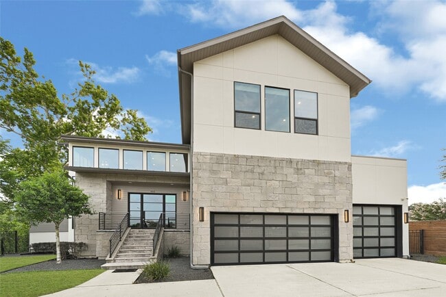 Building Photo - 922 T C Jester Blvd