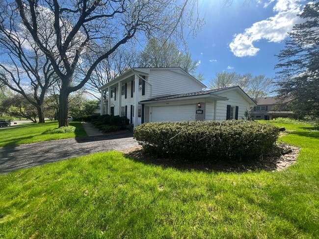 Building Photo - 4520 Valleyview Drive