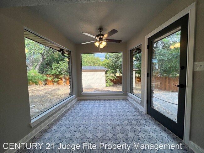 Building Photo - 3 br, 2 bath House - 1208 Bois D Arc Street