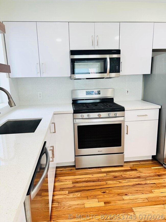 Foto del edificio - 2425 Pierce St