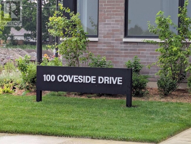 Building Photo - 105 Coveside Dr