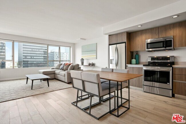 Foto del edificio - 3460 W 7th St