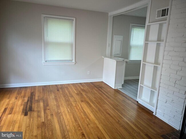 Building Photo - 3141 Cofer Rd