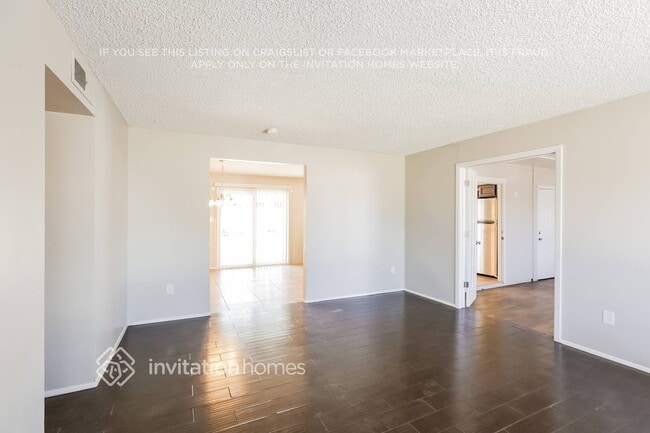 Building Photo - 4029 E Alta Vista Rd