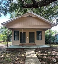 Building Photo - 215 S Pierce St