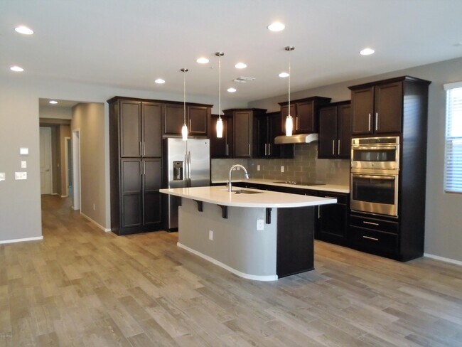 Foto del edificio - 12752 W Caraveo Pl