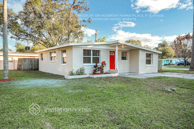 Foto del edificio - 12019 103rd St N