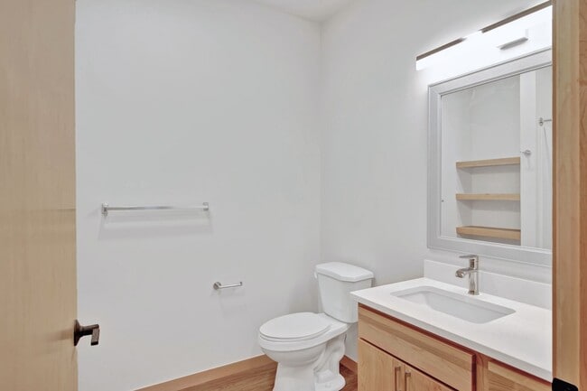 Interior Photo - Trader's Way