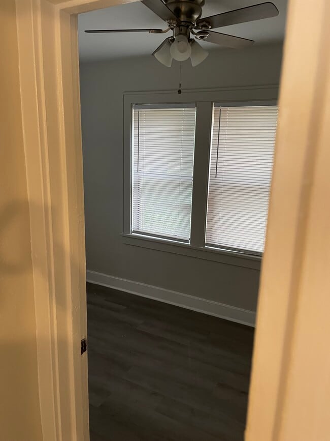 Foto del edificio - 1250 5th St NE