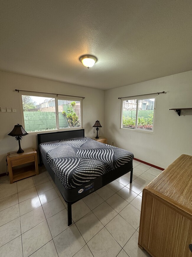 Building Photo - 496 S Kamehameha Ave