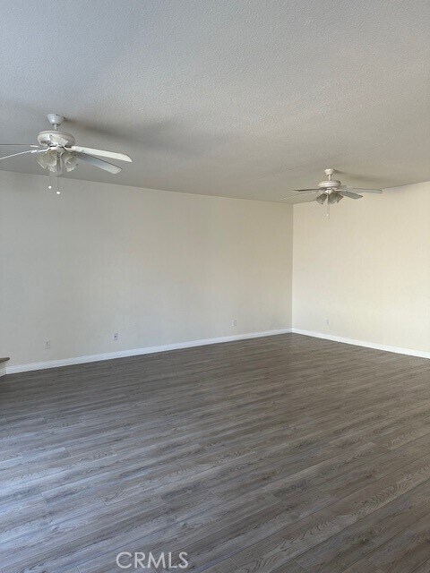 Building Photo - 12422 Cricket Ln