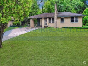 Building Photo - 4510 Vinson Ave