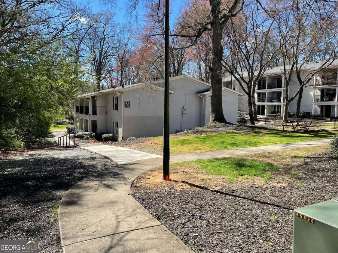 1150 Collier Rd NW Unit M03, Atlanta, GA 30318 Condo for Rent in