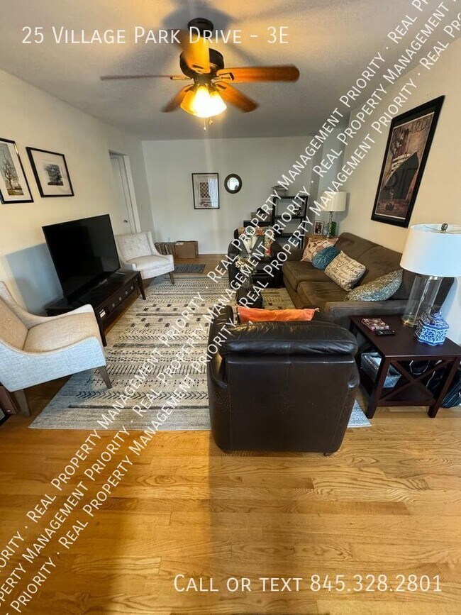 Building Photo - 1 BR 1 BA Condo - Fully Furnished