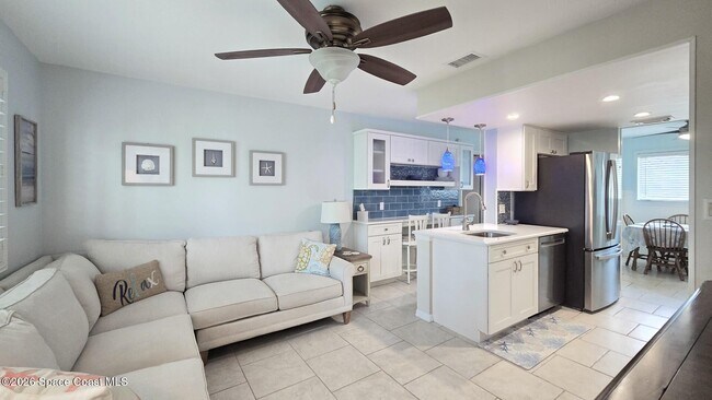 Foto del edificio - 608 Beach Park Ln