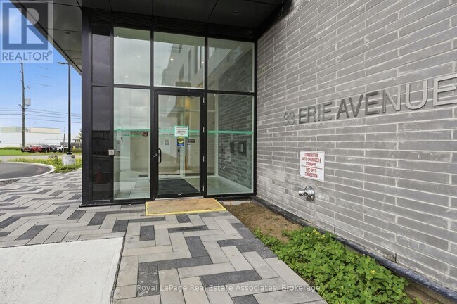 Photo du bâtiment - 33 Erie Ave