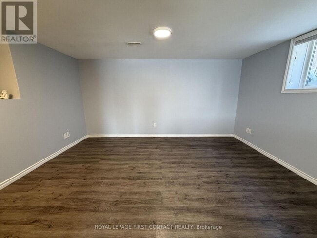 Building Photo - 198 Edgehill Dr