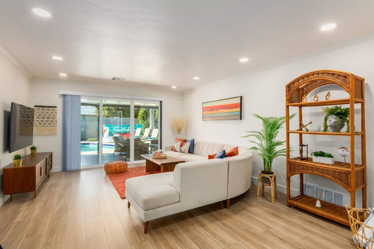 Foto principal - 2044 N 70th St