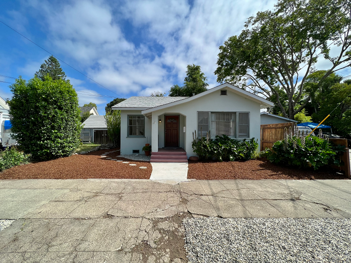 Foto principal - Charming one bedroom house near downtown Napa