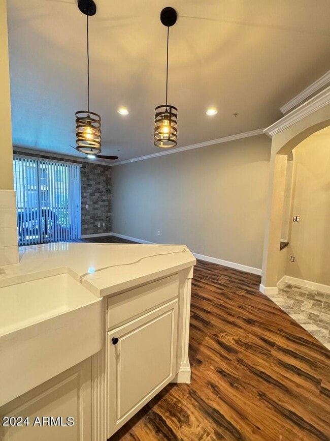 Foto del edificio - 1701 E Colter St