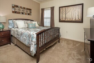2BR, 2BA - 1,164SF - The Park at Whispering Pines