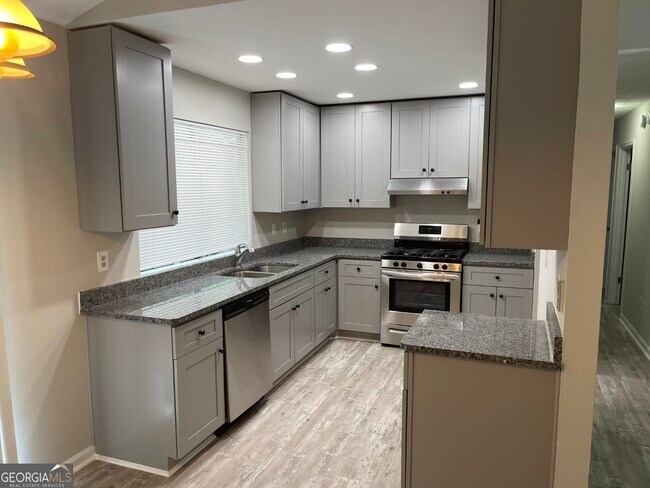 Foto del edificio - 104 Doubletrace Ln