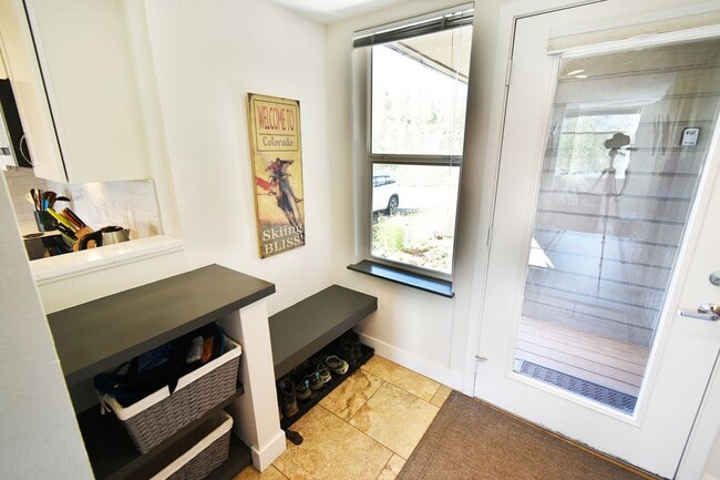 Building Photo - Long Term Rental- Forest Park 21 C
