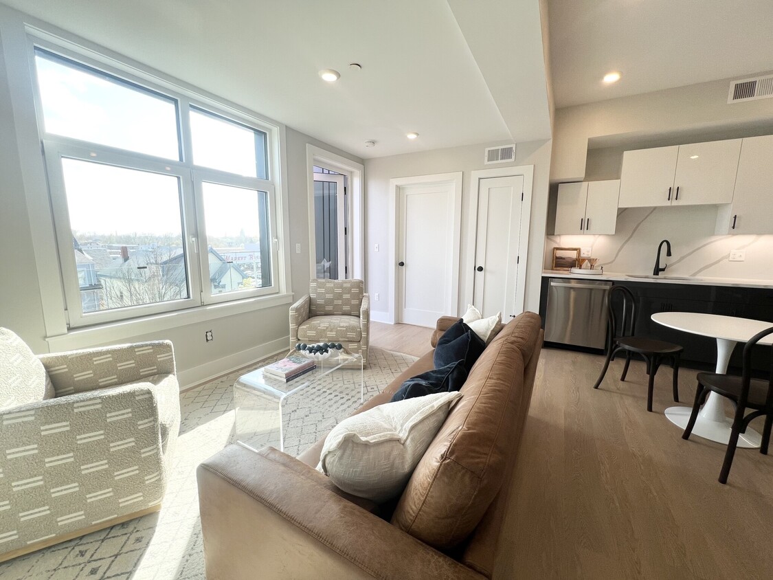 Foto principal - 379 Somerville Ave