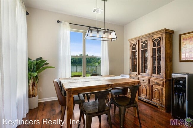 Building Photo - 3 br, 2 bath House - 7731 W Pelican Lakes Ave