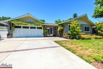 Building Photo - 5523 Muir Dr