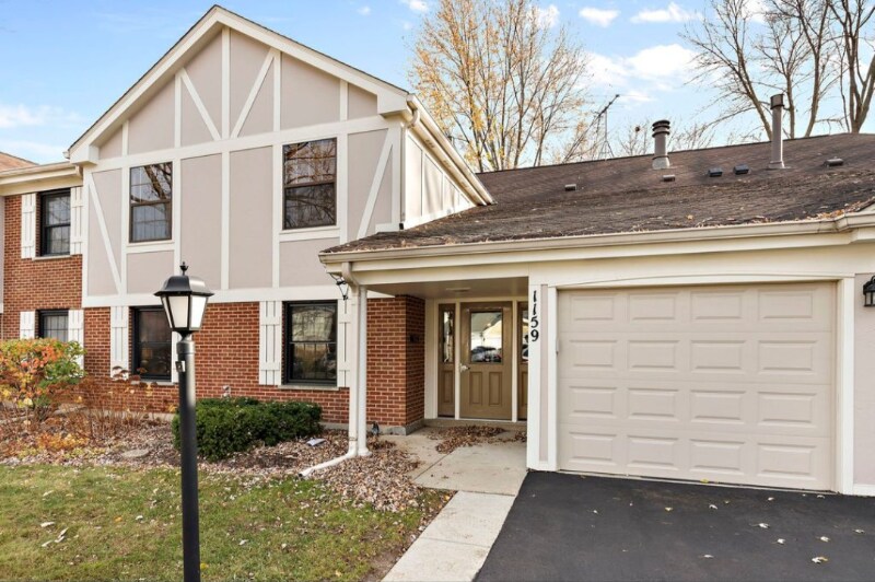1159 Middlebury Ln Unit C1, Wheeling, IL 60090 Condo for Rent in