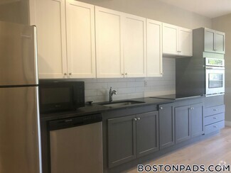 Building Photo - 35 S Huntington Ave