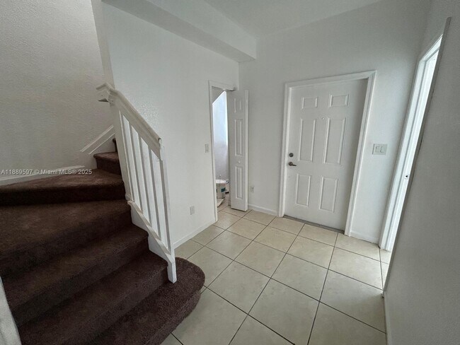 Foto del edificio - 1406 SE 26th Ct