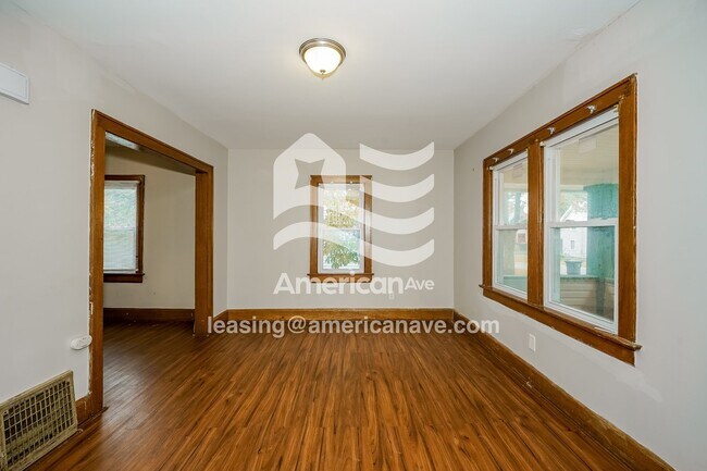 Foto del edificio - 1383 Hillcrest St