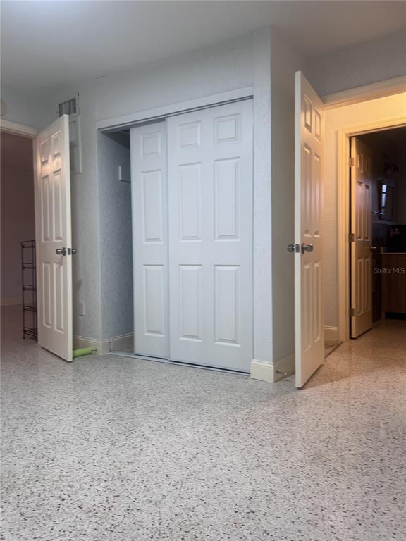 Foto del edificio - 2495 Baywood Dr E