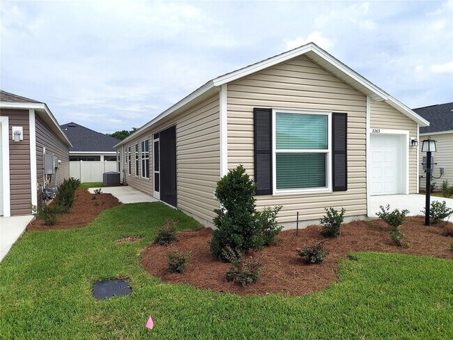 Building Photo - 3263 Sherfinski Ave