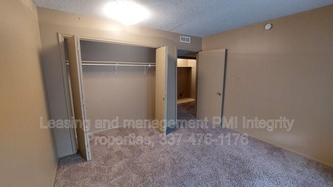 Foto del edificio - 108 Township Ln