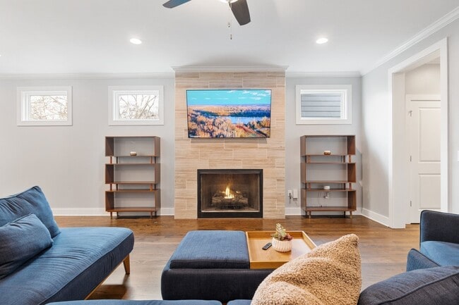 Building Photo - 223B Orlando Ave