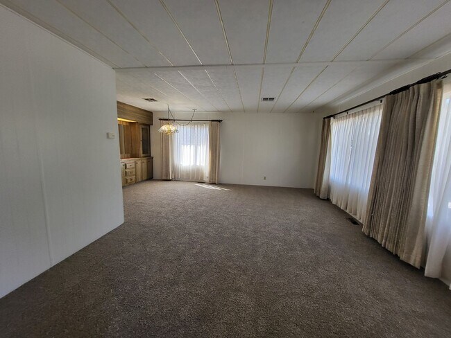 Building Photo - 217 Hope Way Nipomo