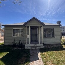 Building Photo - 700 6th St