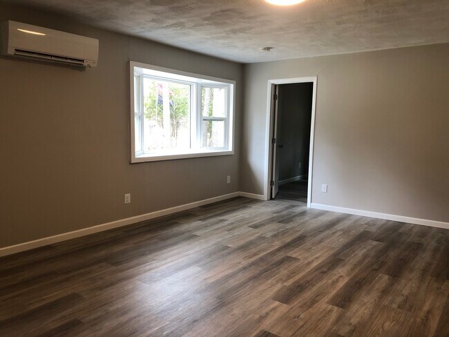 Sala de estar - 15 Pineview Ave