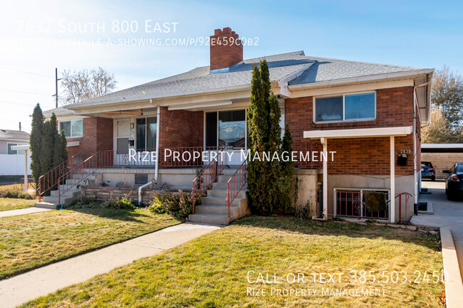 Building Photo - Newly Remodeled Townhome!